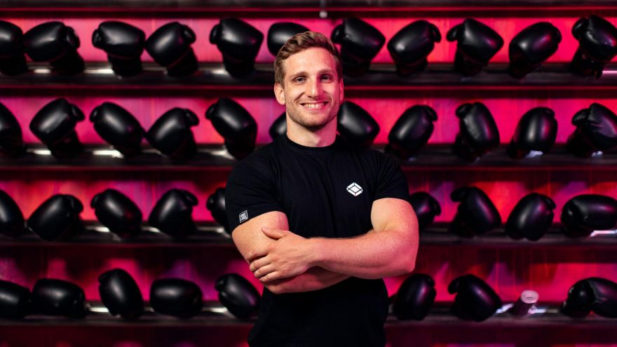 Fit biz Zawód trenera personalnego w nowoczesnej branży fitness – kwalifikacje, rozwój i realia pracy