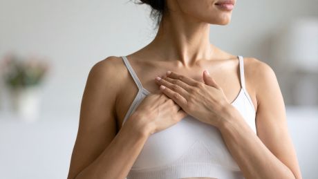 Rak piersi bez tabu - fakty, mity i decyzje, które ratują życie