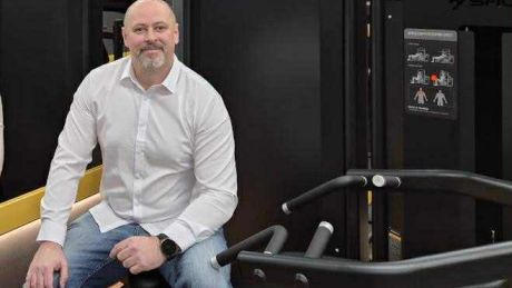 Norbert Ptak: od zawodnika i trenera po lidera Shua Fitness – jak pasja spotyka profesjonalizm w nowoczesnym klubie