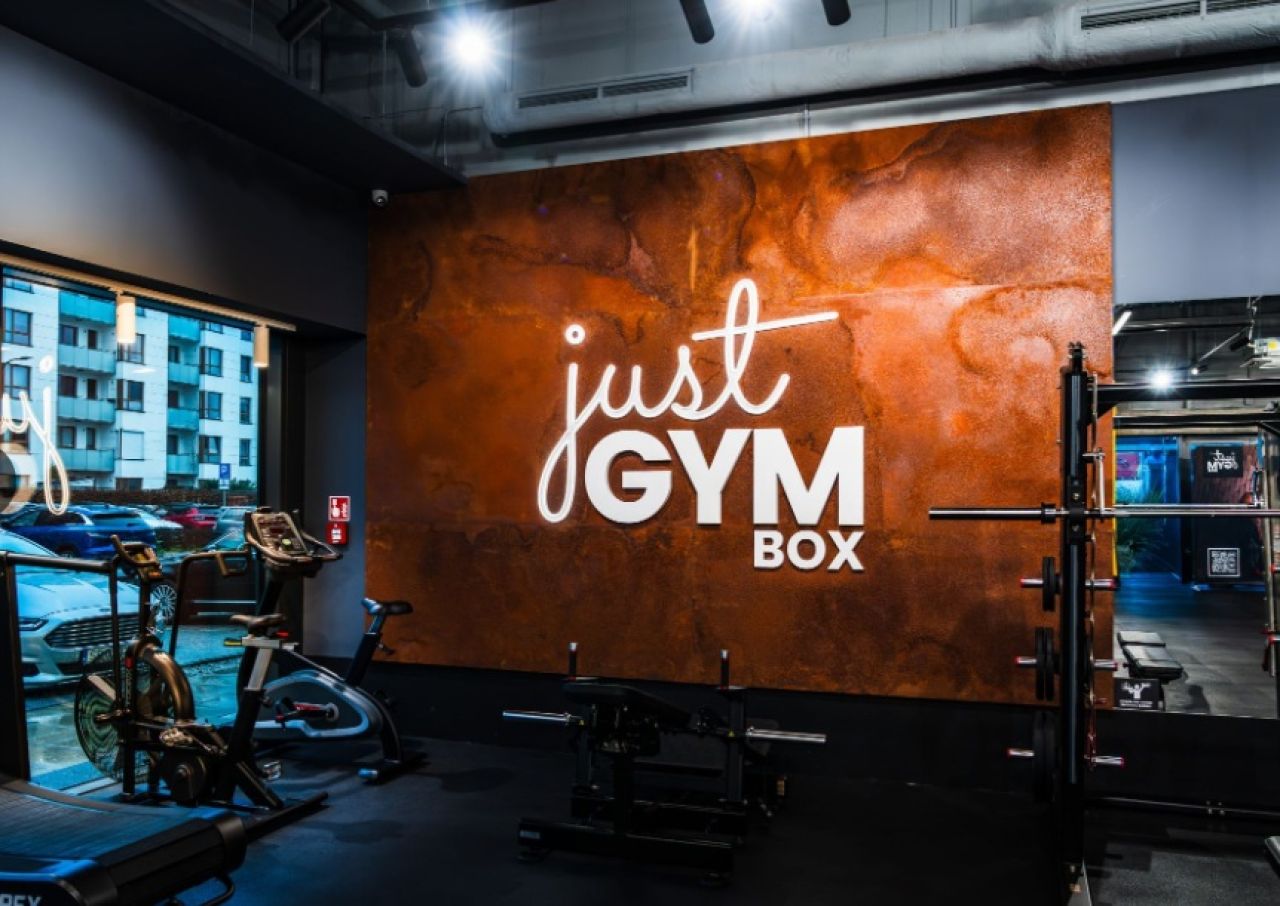 Just GYM BOX – rewolucja w miejskim fitnessie: relacja z otwarcia trzeciej lokalizacji w Warszawie