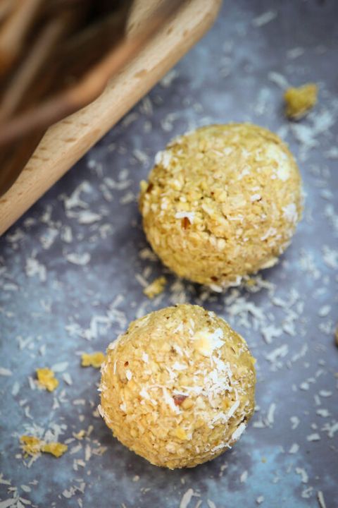 Pełnoziarniste kulki z owocami -  zdrowa przekąska dla małych i dużych łasuchów 