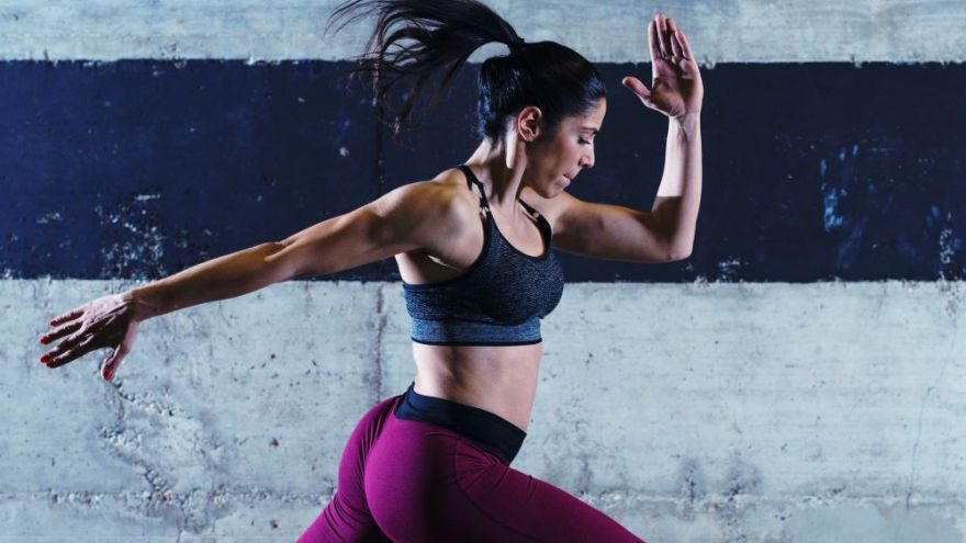 Trenuj tańcząc! Poznaj zajęcia fitness z elementami tańca