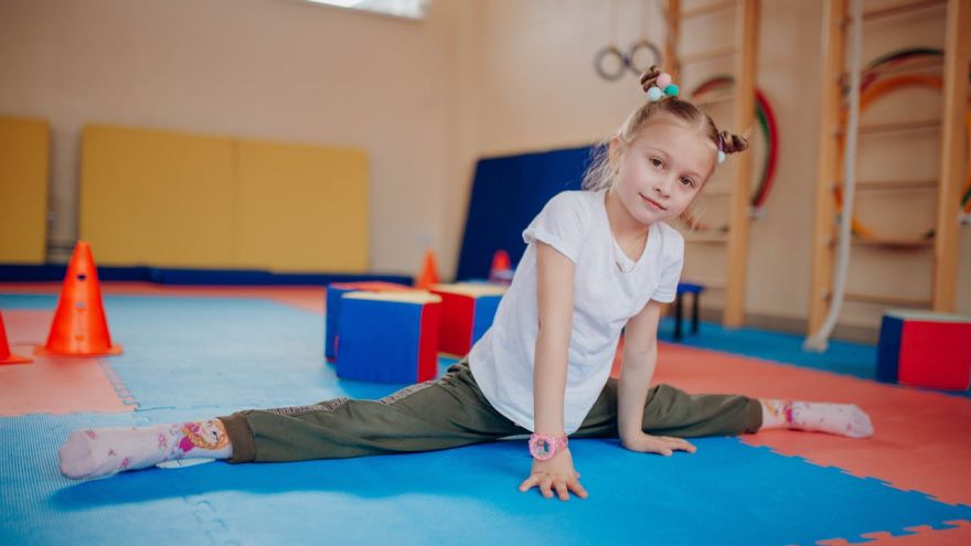 Aktualności Aktywność fizyczna dzieci – jak zachęcić najmłodszych do ruchu w świecie ekranów?