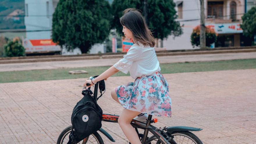 Trening Rower zamiast siłowni? Jak codzienna jazda wpływa na formę, spalanie kalorii i zdrowie serca