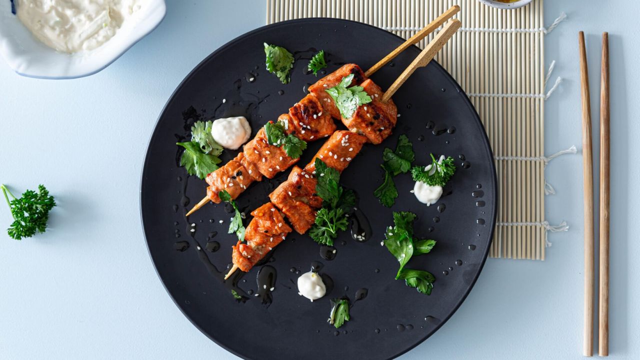 Grillowanie w rytmie slow – łosoś w roli głównej 