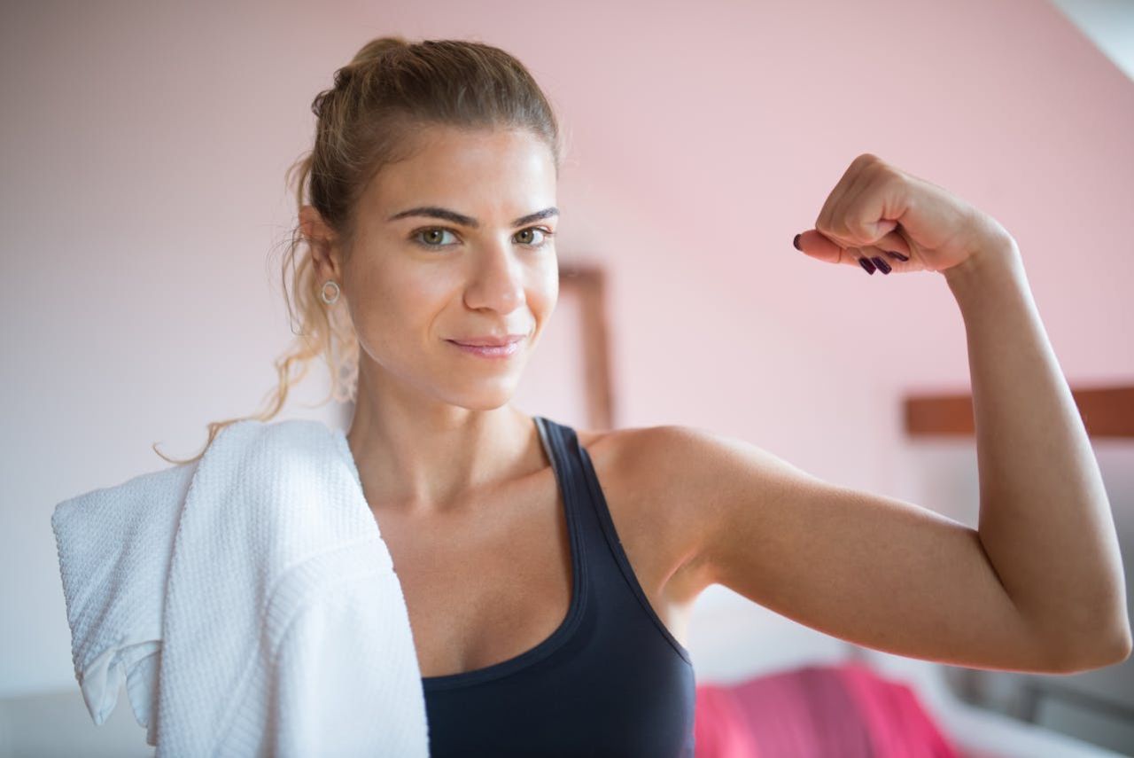 Dlaczego świat fitnessu coraz częściej tworzy treningi dopasowane do kobiecego organizmu?