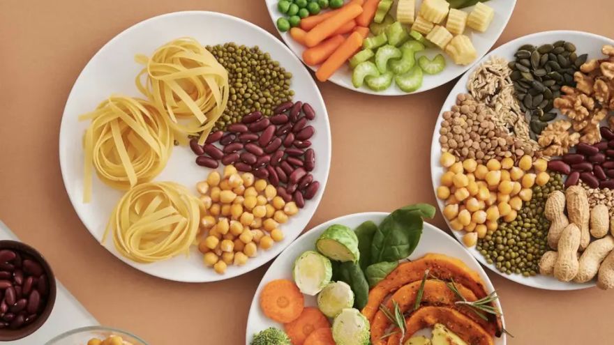 Dieta Od restrykcji do rozsądku – jak zmienia się podejście do diet? 