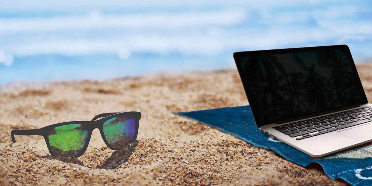 Laptop z widokiem na morze, a dane… na widoku?
