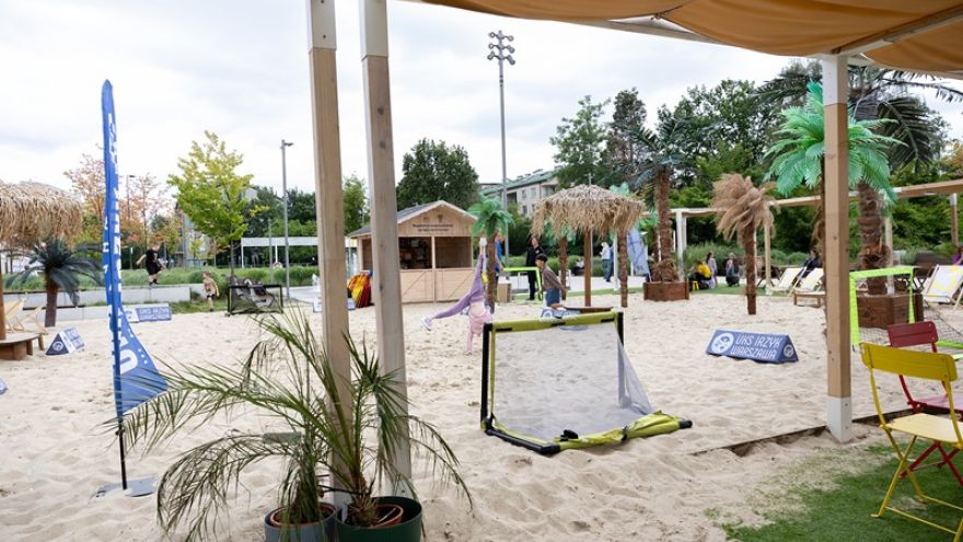 Fit biz Aktywne lato w Ogrodach Ulricha. Bezpłatne zajęcia sportowe dla mieszkańców Warszawy