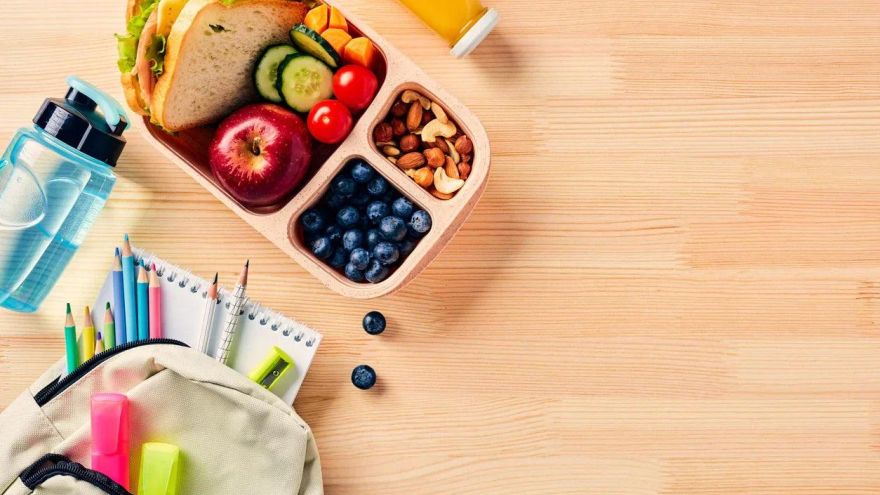 Dieta Drugie śniadanie do szkoły – co spakować dziecku, żeby nie wracało z pełnym pudełkiem?