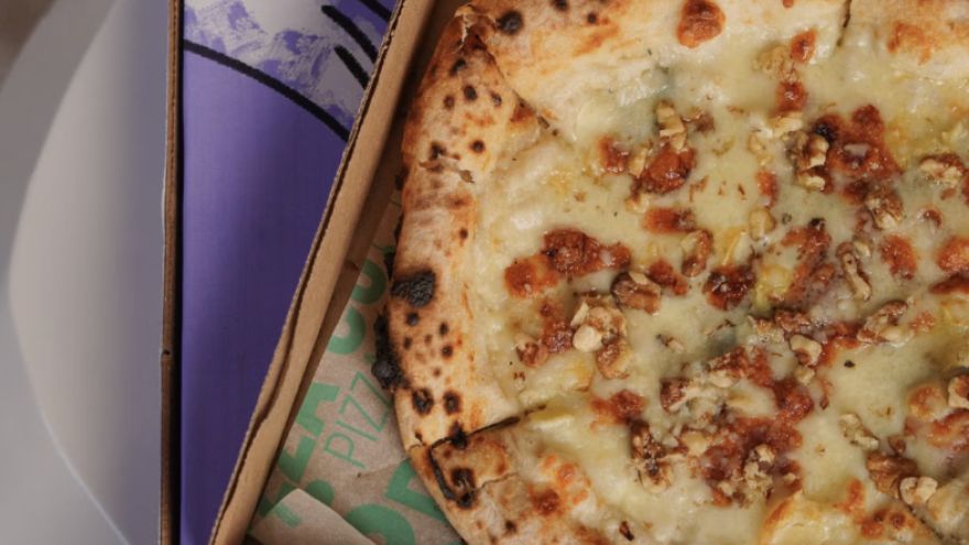 Dieta  Pizza Książula rozpaliła internet. A co z serem? 