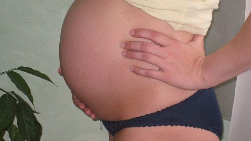 Zdrowa ciążą Dlaczego w ciąży trzeba przyjmować kwas foliowy?