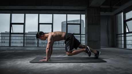 Ćwiczenia dla wojownika fitness w 15 minut
