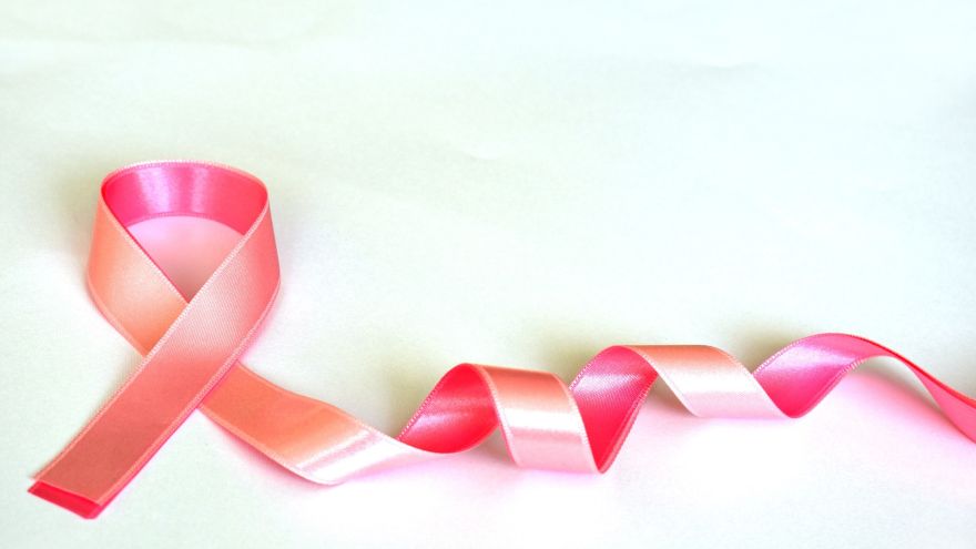 Piersi Wpisz profilaktykę raka piersi do swojego kalendarza - nie tylko w październiku