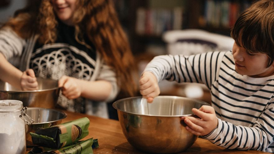 Gotowanie Dzieci w kuchni: jak zachęcić dzieci do gotowania i nauczyć je zdrowych nawyków?