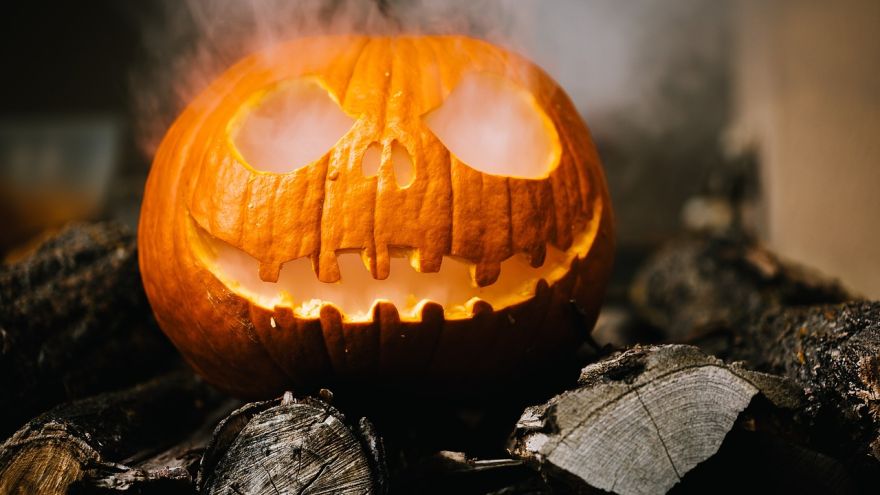 Dzieci Cukierek albo psikus - zdrowe przekąski halloweenowe dla dzieci