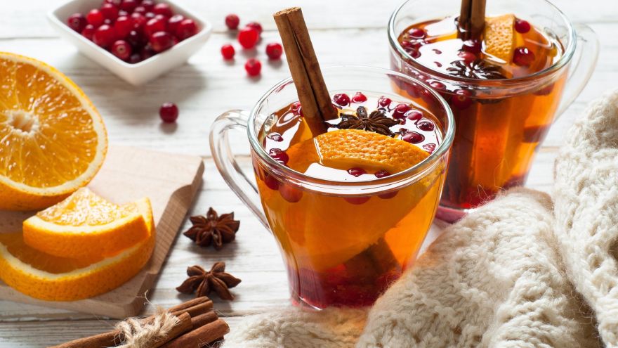 Jesień Jesienna herbata - rozgrzewająca, pyszna i… zdrowa!