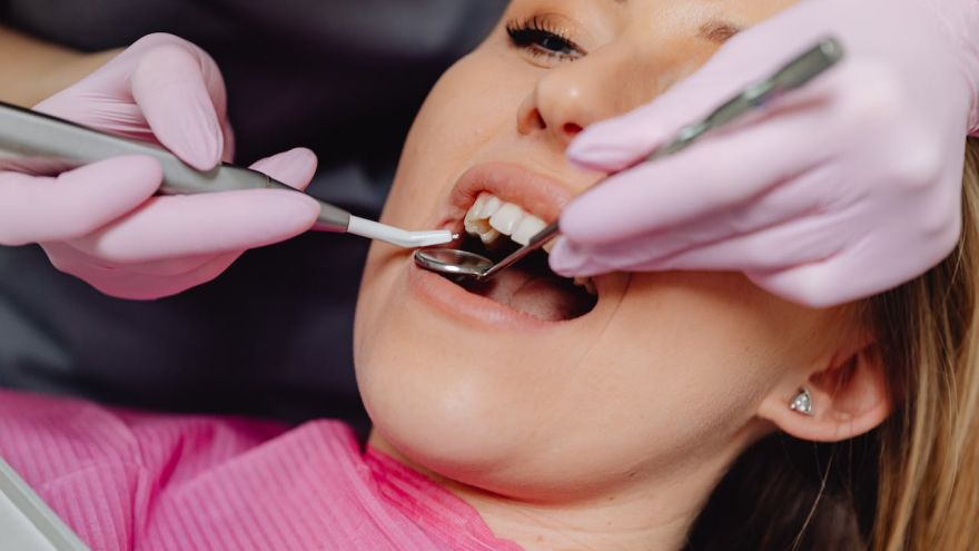 Wpływ Nieleczenie zębów a wpływ na zdrowie ogólne: Zagrożenia i konsekwencje