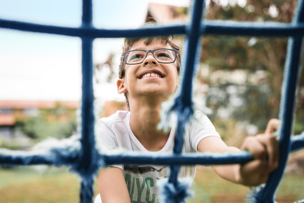 Okulary korekcyjne dla dziecka - na co warto zwrócić uwagę przy ich wyborze?
