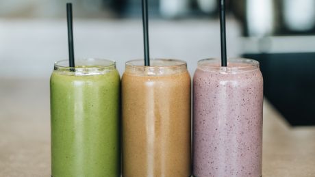 Złote smoothie na drugie śniadanie