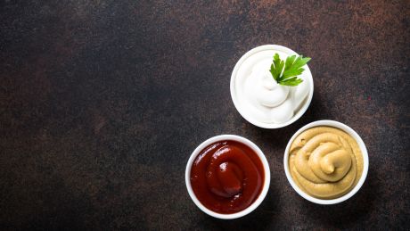 Musztarda, majonez i ketchup - do jakich dań najlepiej pasują?