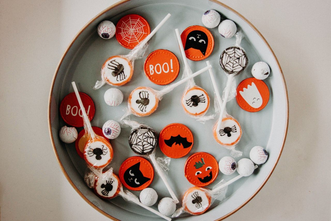 Halloween z dzieckiem - pomysły na dania i przebrania