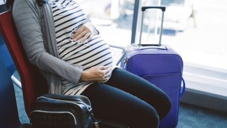 Bezpieczne wakacje w ciąży, czyli o czym przyszła mama wiedzieć powinna