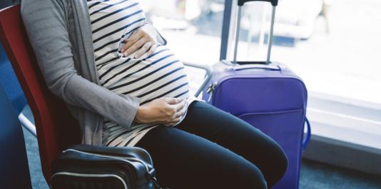 Bezpieczne wakacje w ciąży, czyli o czym przyszła mama wiedzieć powinna